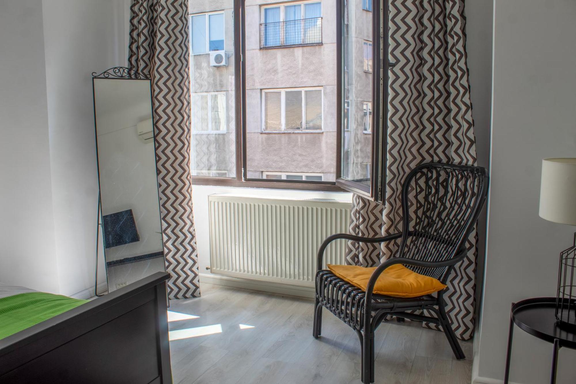 Domus Old Town Retreat Cozy & Central Bucarest Extérieur photo